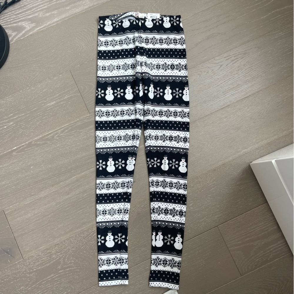 Kohl's Black and White Snowman Leggings